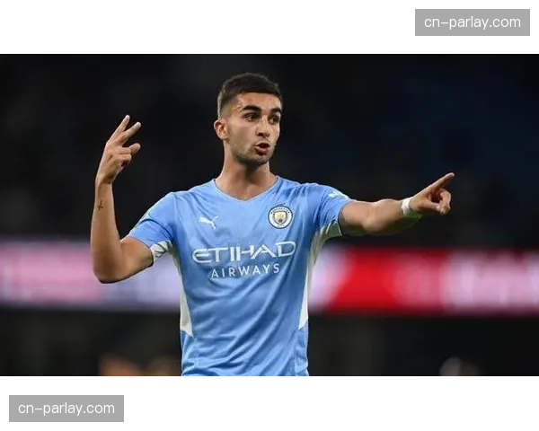 半场：巴塞罗那1-1马略卡，费兰·托雷斯点射扳平